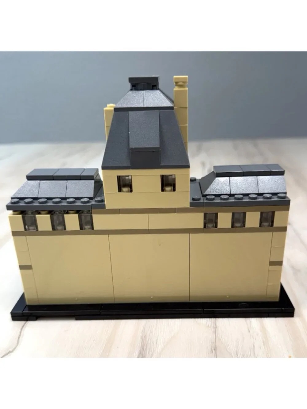 2015 LEGO Architecture Louvre 21024 Building Set INCOMPLETE Missing 28 Pieces